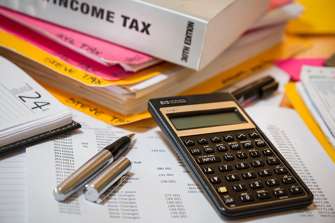 How to Navigate the Complexities of Sales Tax for Online Businesses in 2025